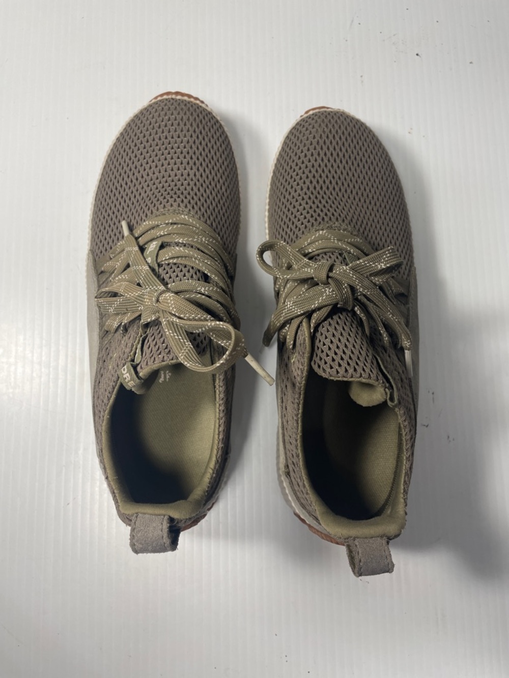 Sorel Women’s Out and About Waterproof Lace Sneakers Size 8 Olive Green Mesh - Picture 4 of 10